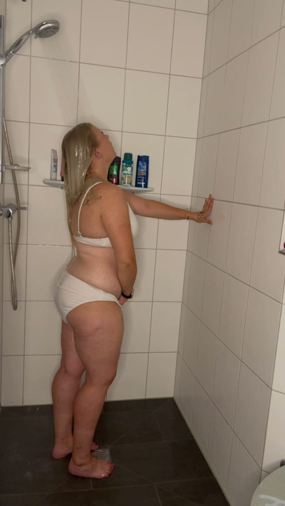 shower bikini masturbating shower head blonde solotime shaving wash wet pussy fingers clitoris rubbing water jet multiple orgasms | Clip 1