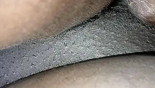 Gadis bbw Nigeria pergi untuk menyetubuhi teman bbc-nya