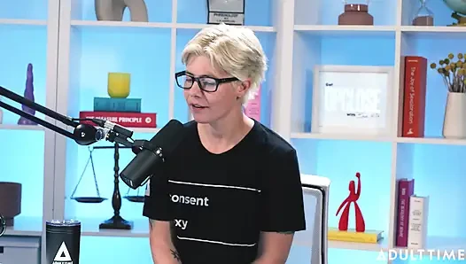 Cadence Lux: Authentic Orgasms & Self-advocacy
