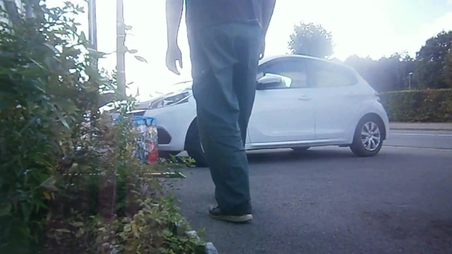 When I clean in front of my house - 2
