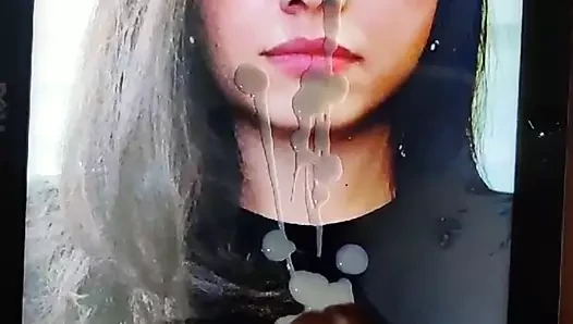 Sonal'ın yüzüne tekrar boşalıyor