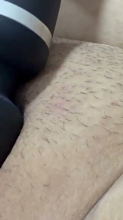plays with her vibrator in her pussy very delicious | Clip 2