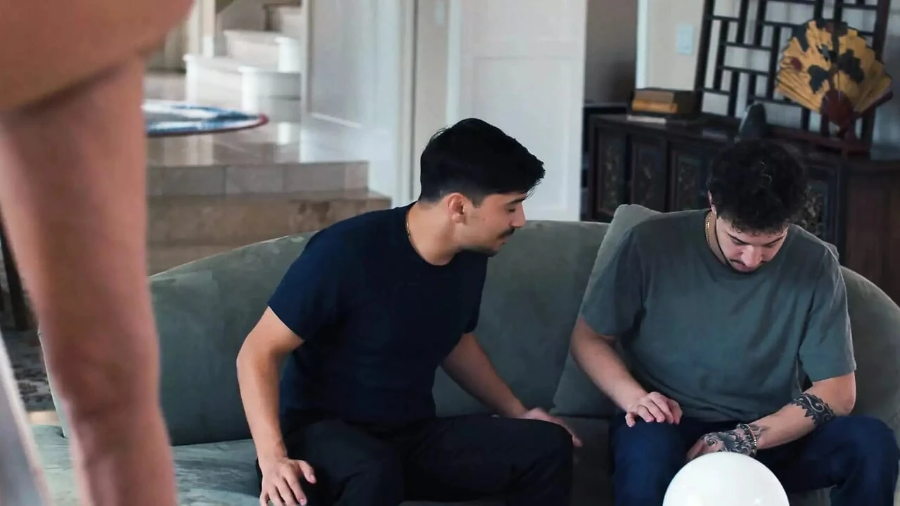 MOMMY'S BOY - Stacked MILF Pristine Edge Gets Banged By Pervert Voyeur Stepson & His Best Buddy