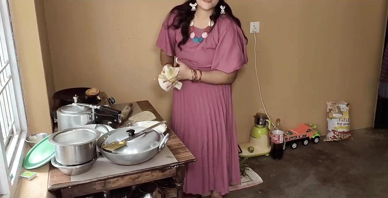 Hot Lady Sucking Dick Moaning Loudly Fuck in Kitchen Too Much Hard