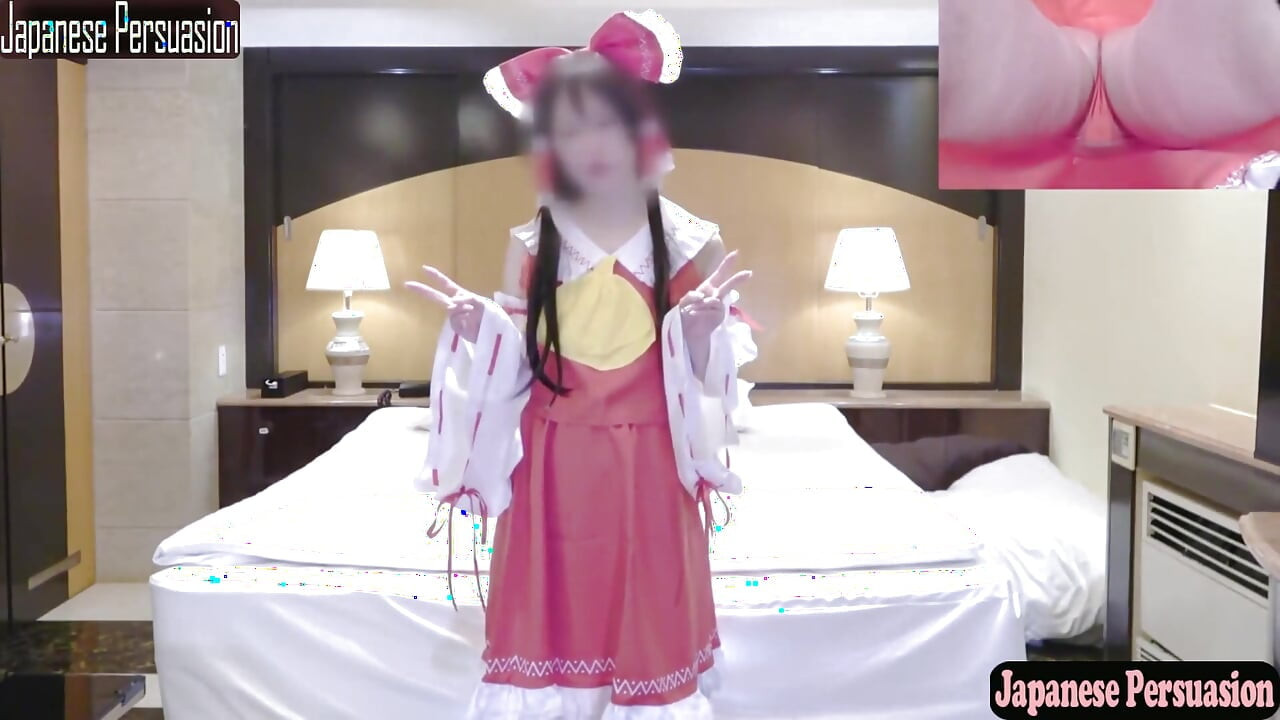 Slender Downer Style Apparel Girl Cosplayer Shows Her Quiet Charm as a Reimu Shrine Maiden Again 2