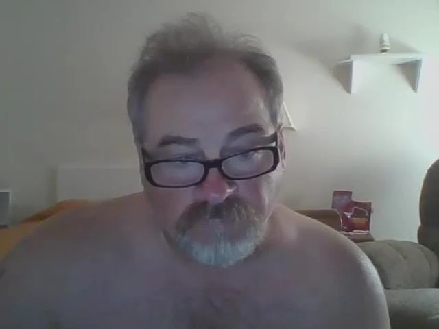 Huggybear's Webcam Show
