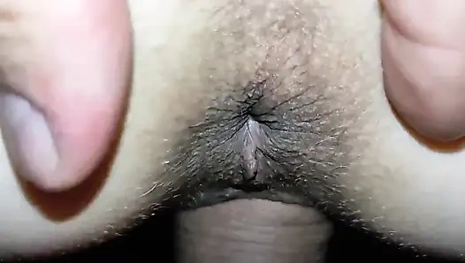 Sıska minyon 40 yaşındaki evli kadınla anal seks