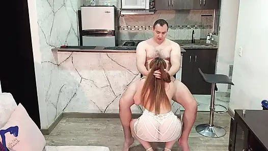 Tante semok latina dengan lingerie seksi lagi asik nyepong kontol, ngentot kontol, gaya doggy sampai oral berujung ngentot