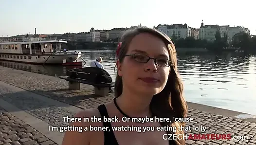 Praglı genç yetişkinler (Çek amatörler)