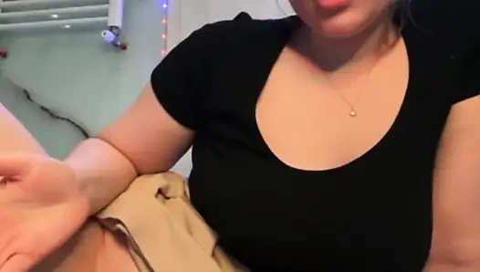 Jucielussie fingert enge anal und rosa muschi