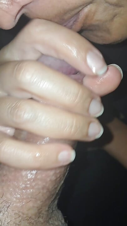 Chupando hasta la ultima gota