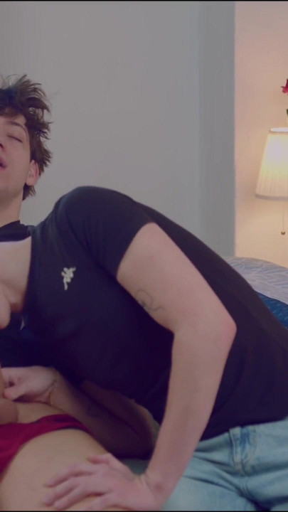 STAXUS:: Romantic surprise for my long-distance boyfriend | Clip 2