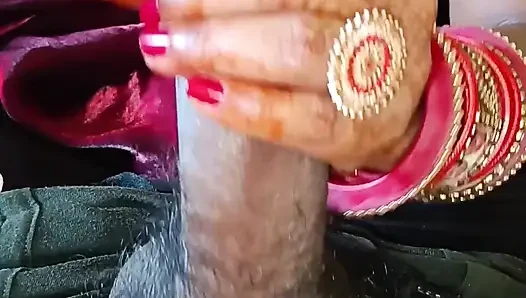 Hendjob di maine apne pati ko aur gadha ras nikali