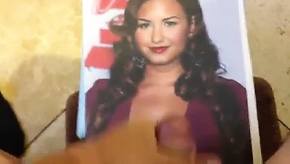 Demi lovato mastürbasyon
