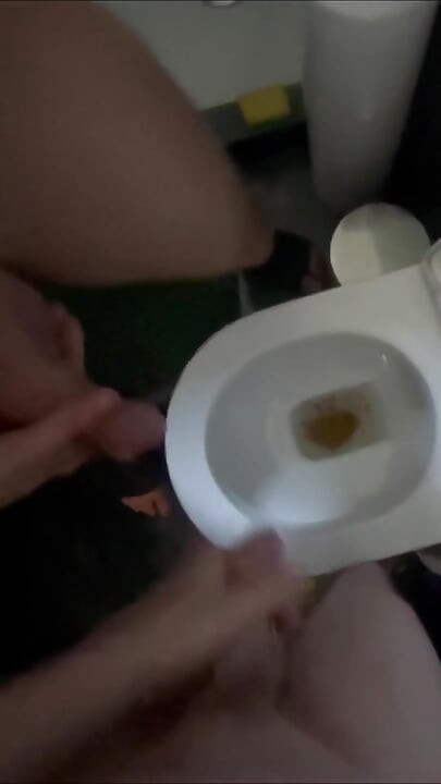 Amateur Boys Piss Together and Hold Each Others Cock