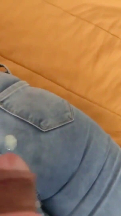 I masturbate while caressing my stepmother as she rests, I cum in her ass | Clip 3