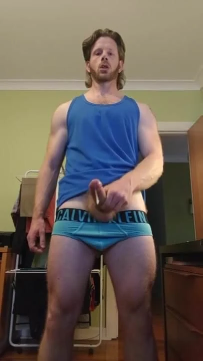 Big Dick Mickey Cum blasting