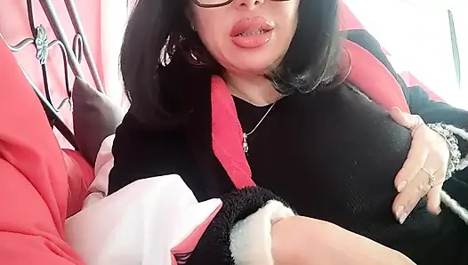what great roars from that beautiful mouth!