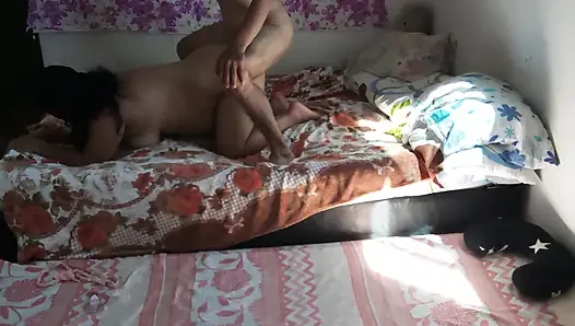 Hintli yenge sıska büyük memeli anal ve gırtlağına kadar alma uzmanı