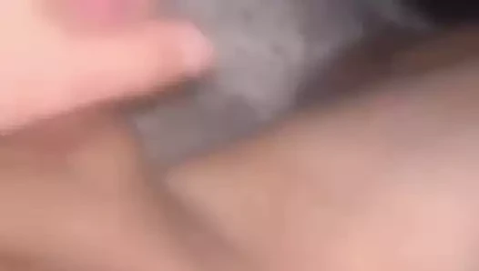 Aşırı derecede fışkırtıyor