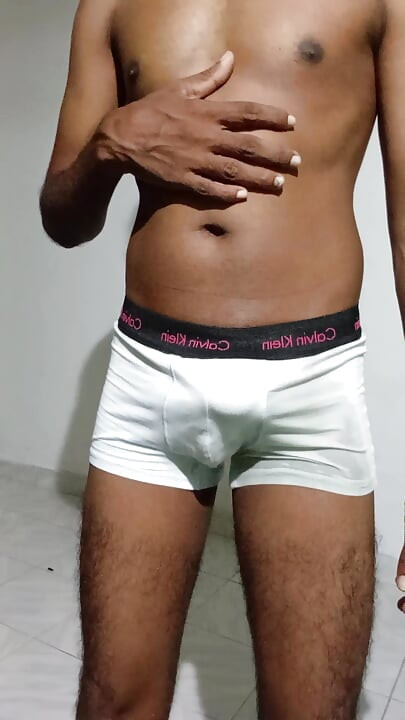 I like to pee in my pants