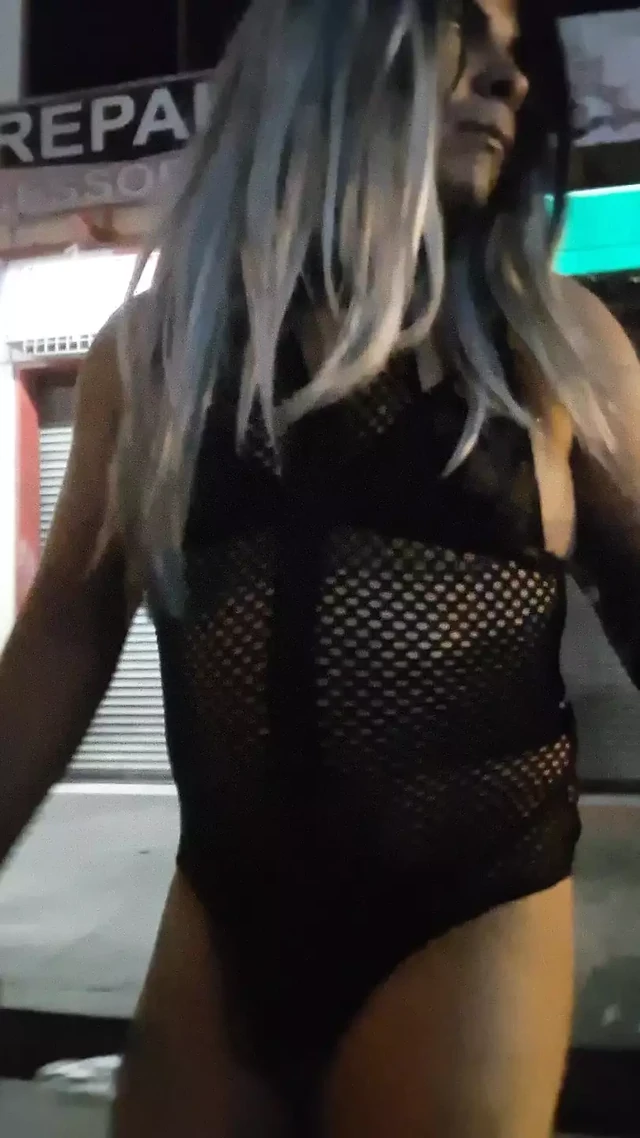 Sexy sissy