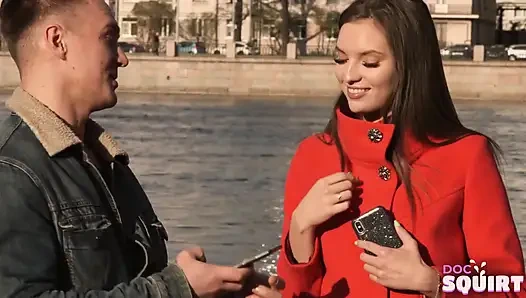 Azgın doktor seksi güzel fışkırtıyor ve orgazm oluyor