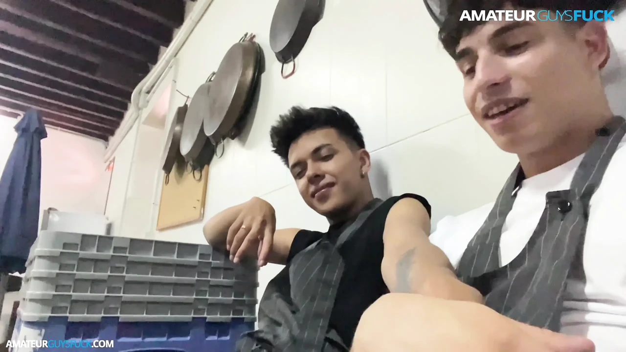 I Let My Coworker Suck My Dick During Lunch Break While People Walked Right Past Us!