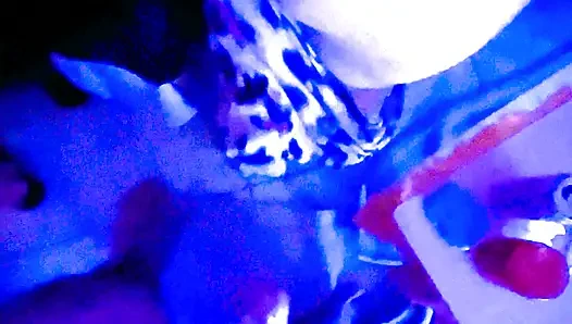 Amateur-stieftochter squirtet hart um papi-creampie - intensive multiple orgasmen