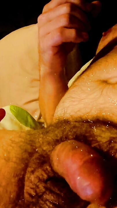 Hot male close up jerking off