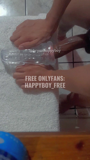 COllege boy fucking a fleshlight for the first time