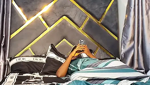 MENUNGGANGI ATAU AKU MENUNGGANGIMU .... CEWEK ITU BILANG CEWEK INI LAGI NGIDAM DIENTOT