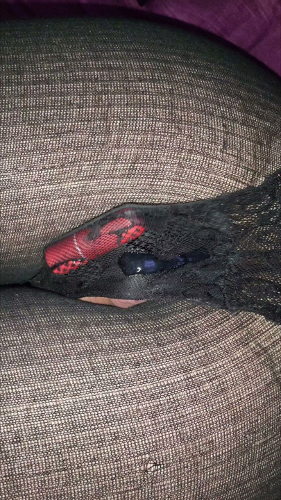 Femboy Hands free cum on own ass thru panties