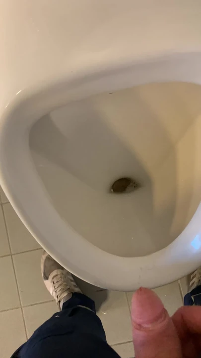 pee on the school toilet
