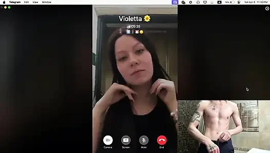 Model webcam bikin cowok ini crot dua kali via panggilan pribadi!