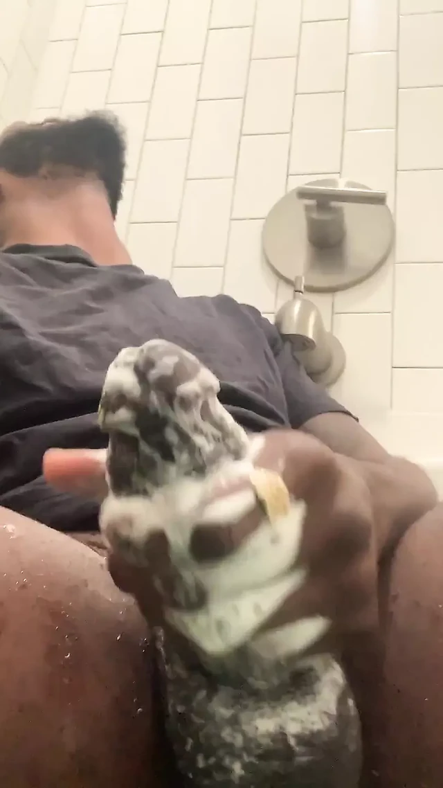 Matt Bishop Soapy Tub Jerk Off Session With Cum Shooting Everywhere!