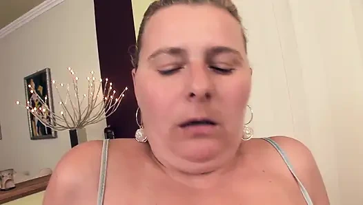 Milf enjoys a pussy lick then gets fucked to mouth cumshot