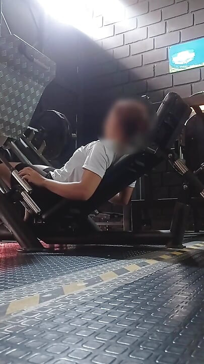I Went to the Gym and Ended up Masturbating in the Bathroom My Hairy Pussy