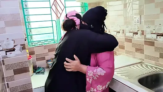 India bhabhi ki rasleela nanad ke saath dapur saya bagian pertama