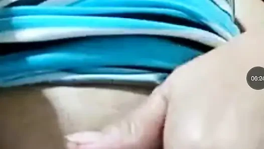 Pantat menyenangkanku lagi malam ini