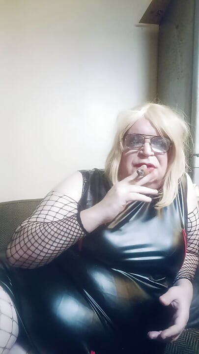 BBW TV talks about how she lost her different virginities