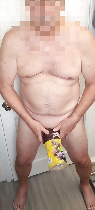 Masturbation demo: Masturbating with a juice bottle + eating my own cum