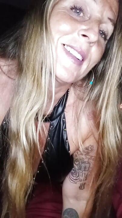 Musta PVC- 3 Leluorgasmi
