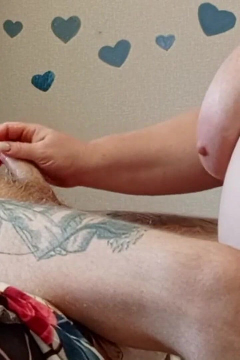 Cock Sucking and Hot Cum