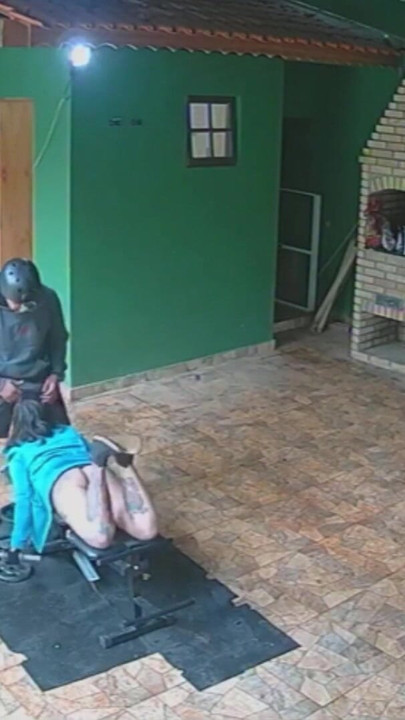 Young people fuck during gym workout on amateur reality show | Clip 1
