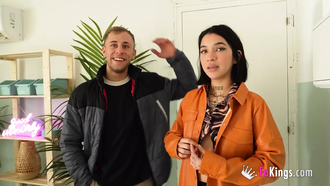Couple of Porn Performers Give Another Couple a Practical Sex Lesson