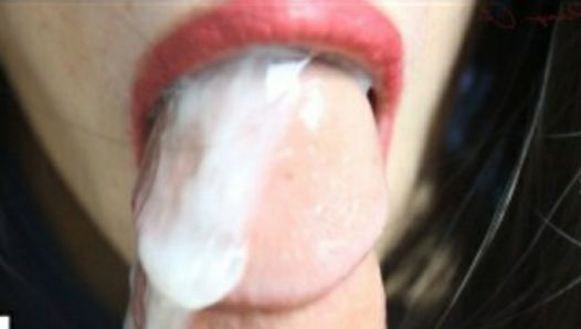 Horny babysitter wants me to unload my dick into her mouth