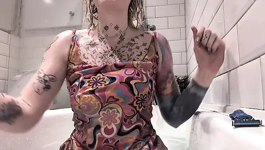 Nasser stiefelfetisch und bekleidetes bad mein schmutziges geheimnis nach einem schlechten date