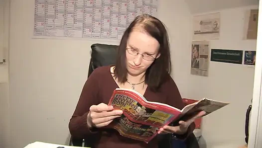 Hot girl lick each others pussies then finger fuck before dildo fucking