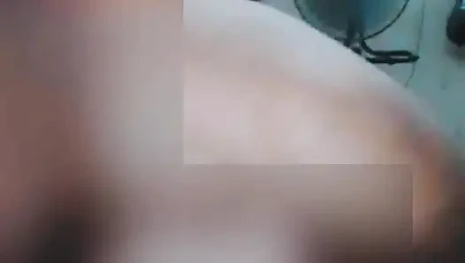 Having sex quickly with the neighbor's wife from the neighbor's room moved to his room